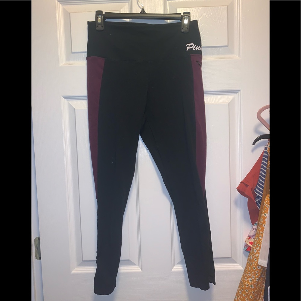 NWOT SIZE L VS PINK LEGGINGS!